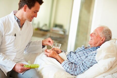 medikuak prostatitisaren aurkako pilula bat ematen du